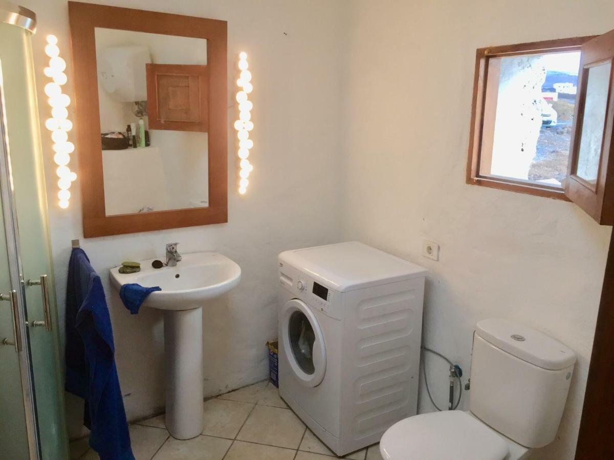 "Ziegenstall" Mit Meerblick Yaiza  Exterior foto